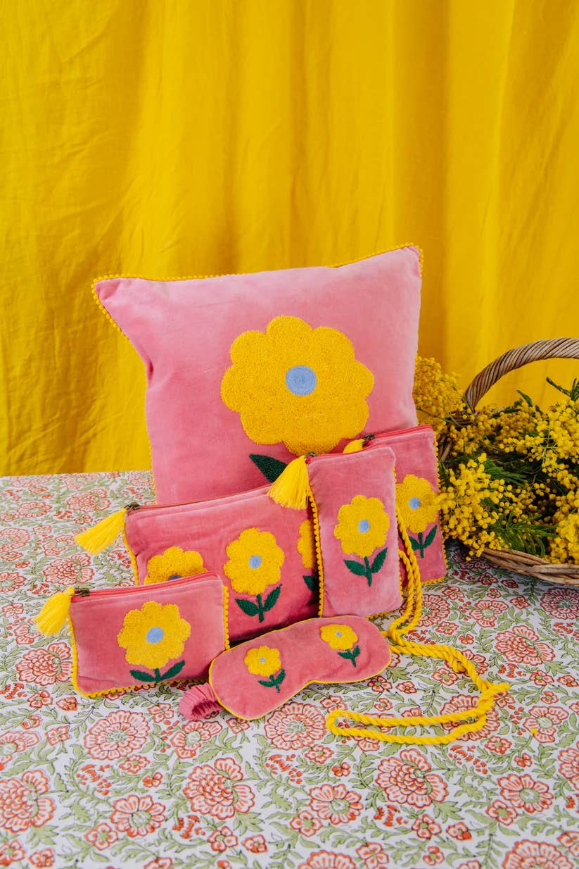 Pink Lemons Ltd - Velvet Triple Flower Pouch - Pink & Yellow: Large