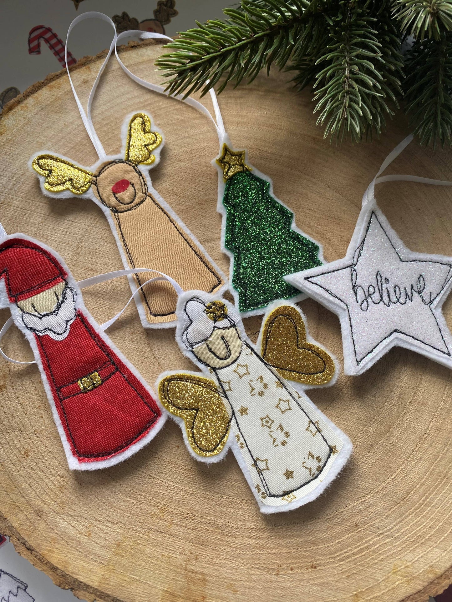 Girl Friday Embroidery - Set of 5 mini Christmas decorations